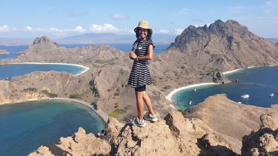 1- day Komodo Island Hopping Tour by Speed Boat departure From Labuan bajo