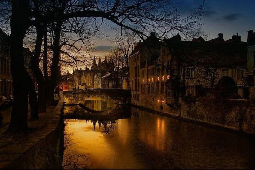 Bruges by night tour