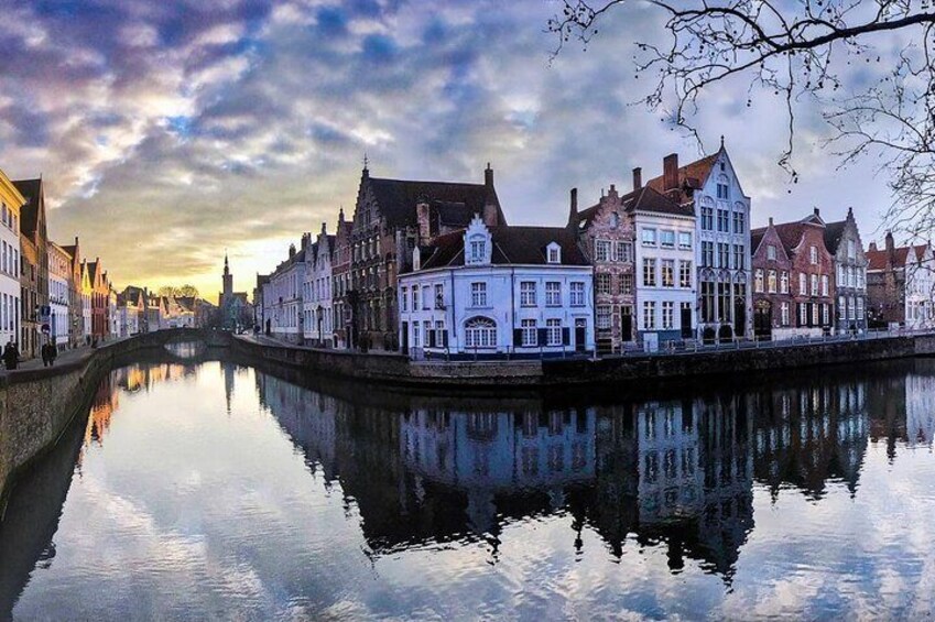 Bruges by night tour