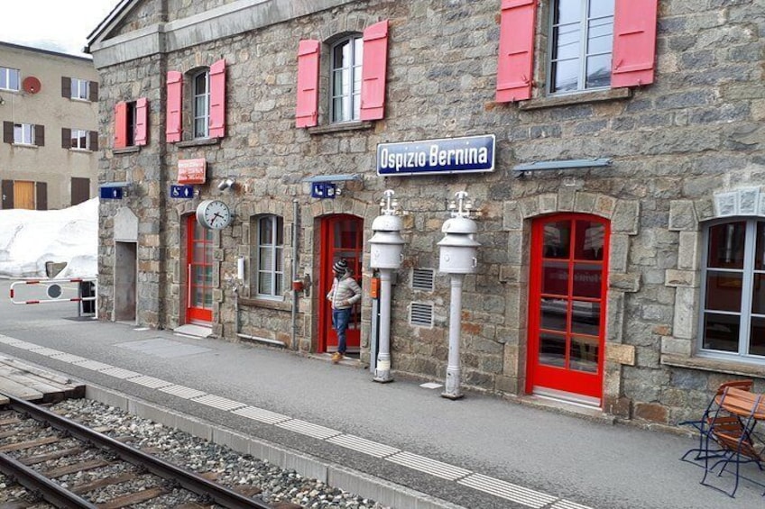 Bernina Hospice Station