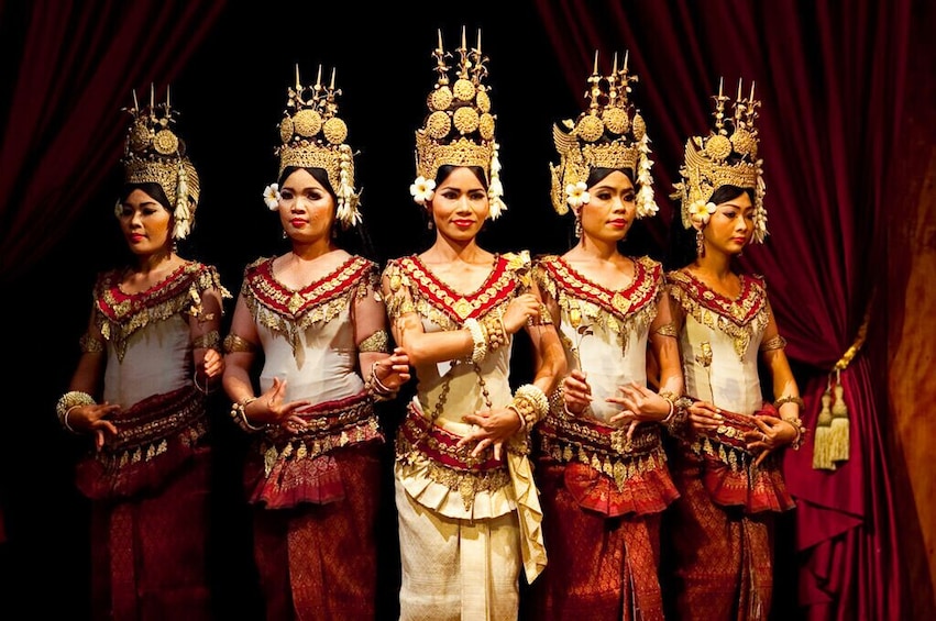 Apsara Dance Performance with Buffet Dinner at Amazon