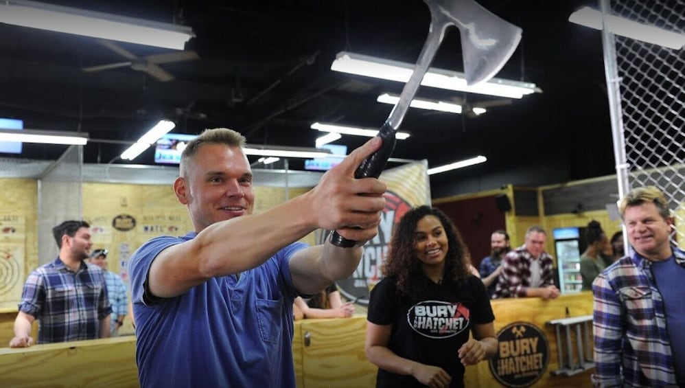 2-Hour Axe throwing session for 2