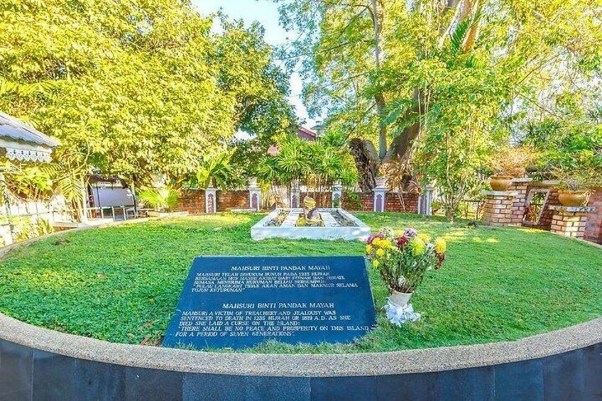 Sacred Tomb @Mahsuri Tomb