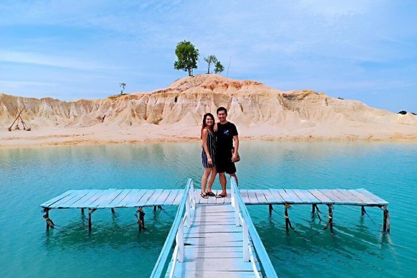 Bintan Sand Dunes and Blue Lakes Half-Day Tour with Lunch