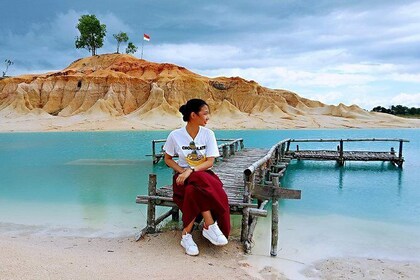Bintan Sand Dunes and Blue Lakes Half-Day Tour with Lunch