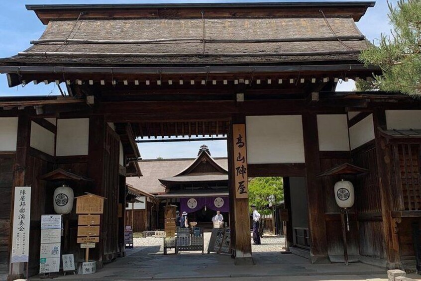 Takayama walking tour & Hida Folk Village