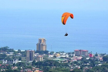 Paragliding Flight Las Terrazas 900 ft minimum guaranteed.