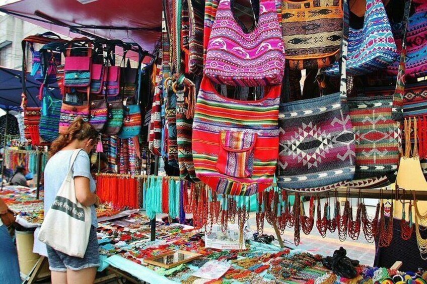 Private Otavalo and Cotacachi Day Trip from Quito