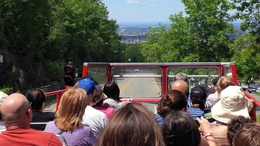 Montreal City Hop-on Hop-off Tour