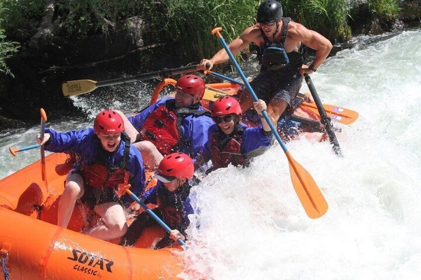 Getting ready for the big wave in Nugget Falls on the Rogue River