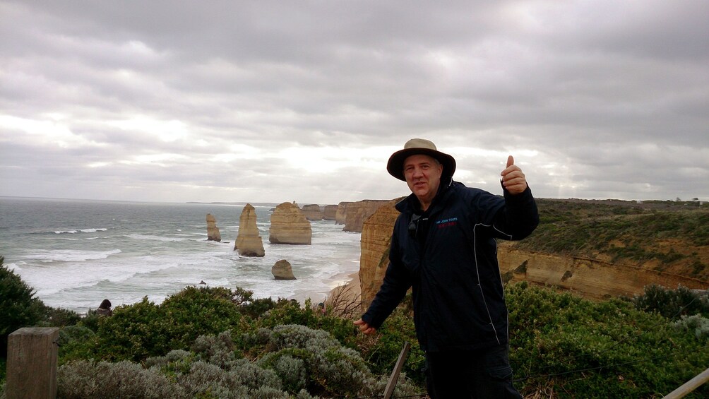 Guide posing near the cliff in Melbourne