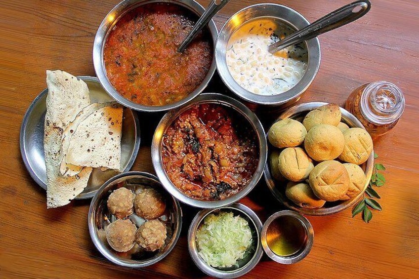 Bangalore: Traditional Cooking Classes & Dinner with Chef Family