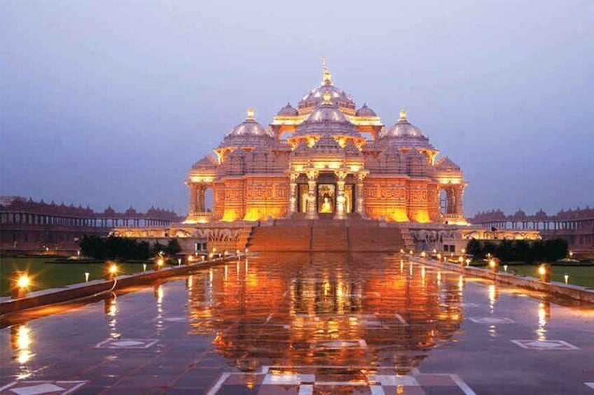 Akshardham Temple in Delhi