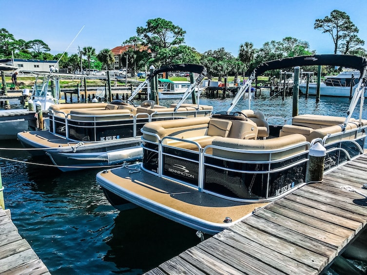 Crab Island 10 Passenger Pontoon Boat Rentals