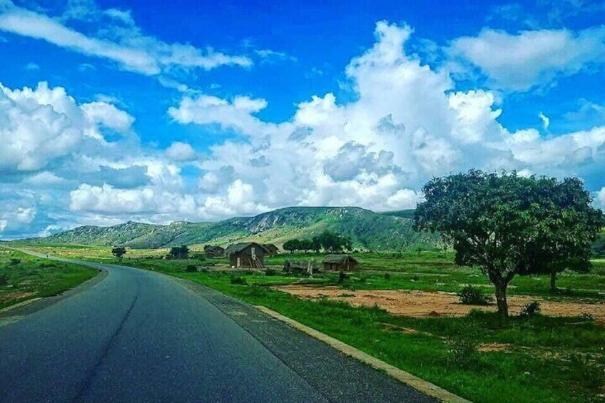 This looks lthe national road N°7 to Toliaray .....! Very rich in landscapes view...for photograph.. !