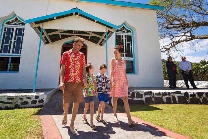 Everyone welcome to our unique Historical Walking Tour, a great way to get to know more about the Cook Islands