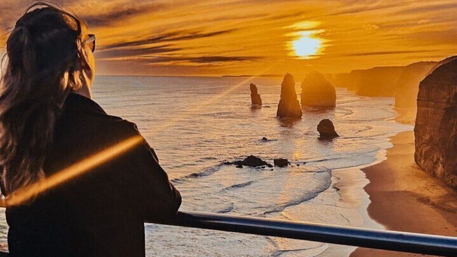 Great Ocean Road Full-Day Sunset Eco Tour from Melbourne
