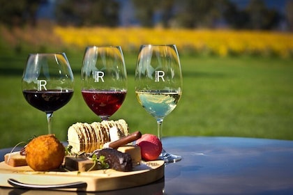 Yarra Valley Gourmet Small-Group Ecotour from Melbourne