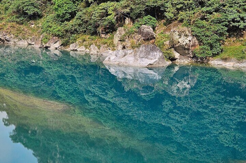 One-Day Private Guided Tour in Hualien-Taroko Gorge Included
