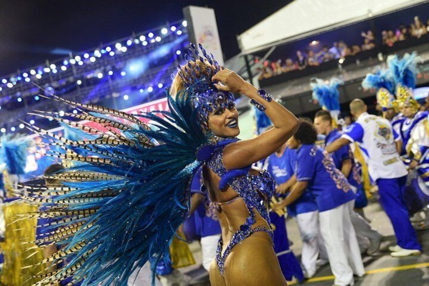 Watch São Paulo Carnival Parade Live At The Sambadrome – Group Tour