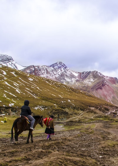 Private Rainbow Mountain by horse Trek full day ..