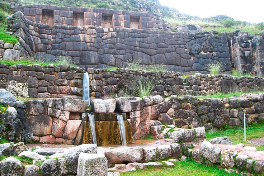 Cusco-City Sacsayhuaman tour in the morning ..