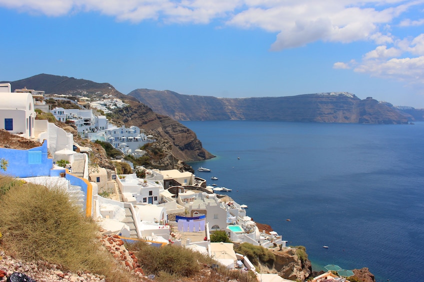 Visit Santorini from Crete