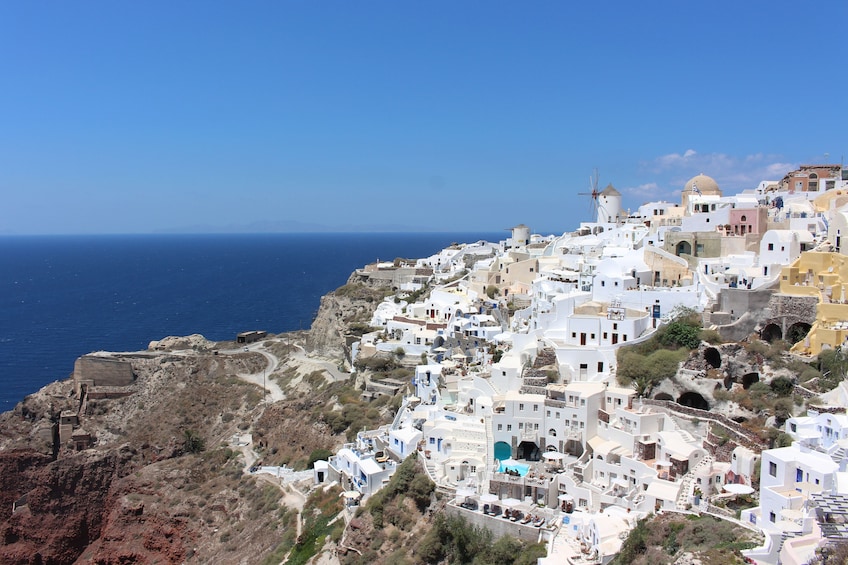 Visit Santorini from Crete