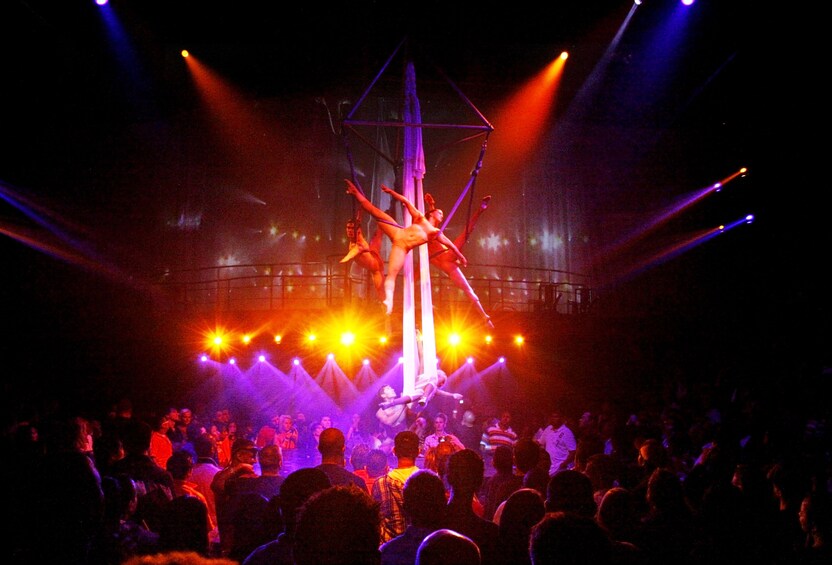 Coco Bongo Show & Disco