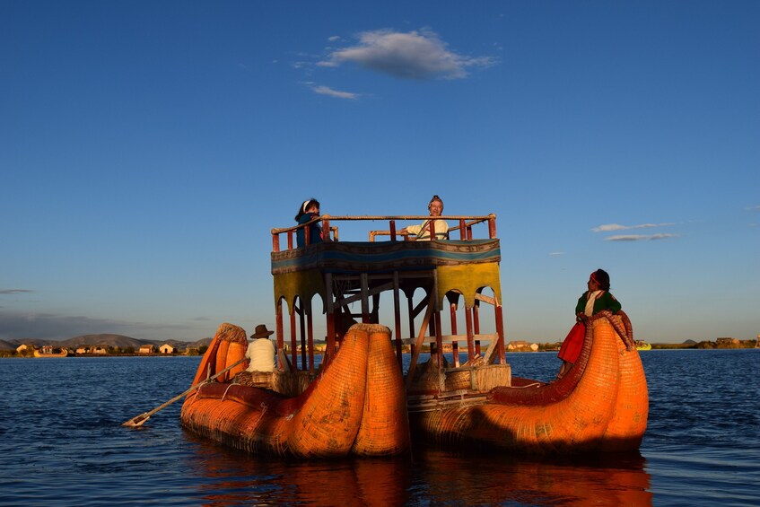 Tour Uros floating island (1/2 Day)