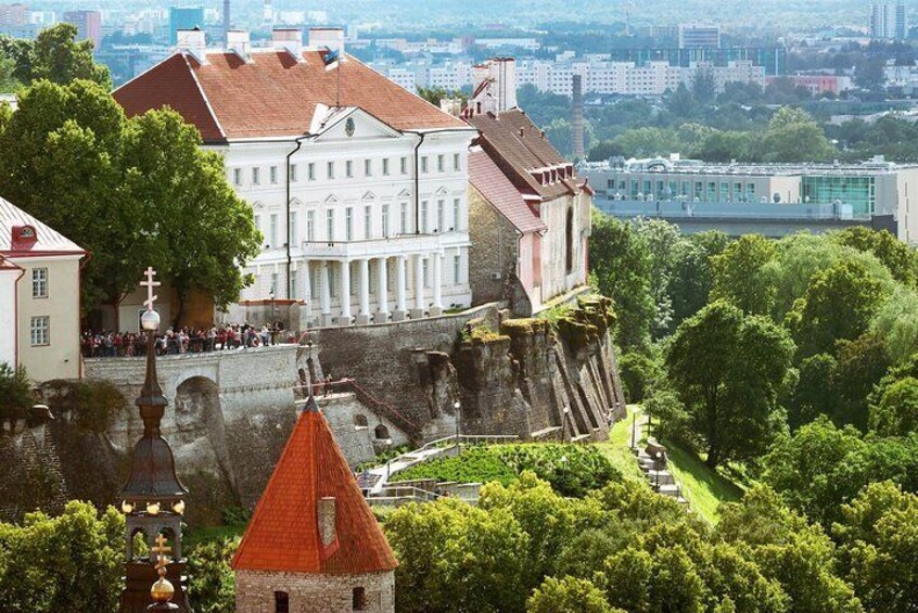 Toompea hill panoramic viewpoint and Stenbock House, the Government office