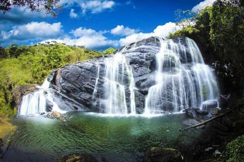 From Kandy: Nuwara Eliya Day Tour (Tea Trails, Waterfalls etc..)