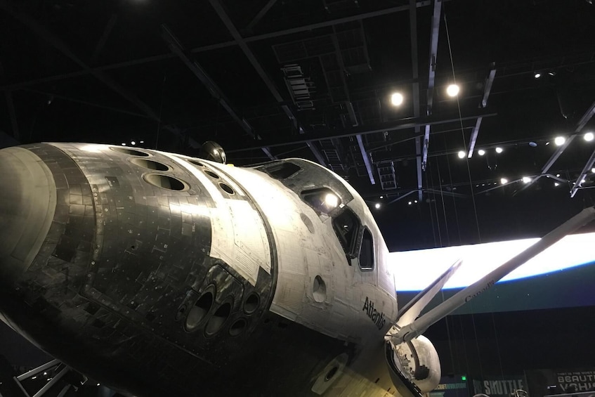 Carregar foto 3 de 10. Kennedy Space Center with Transportation
