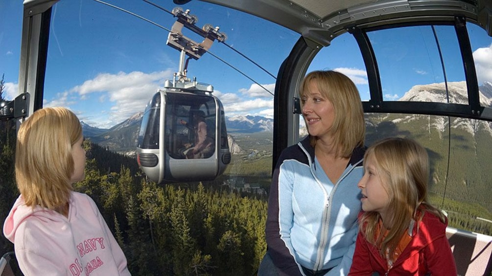 Take a gondola ride up Sulphur Mountain to enjoy majestic views of the Canadian Rockies