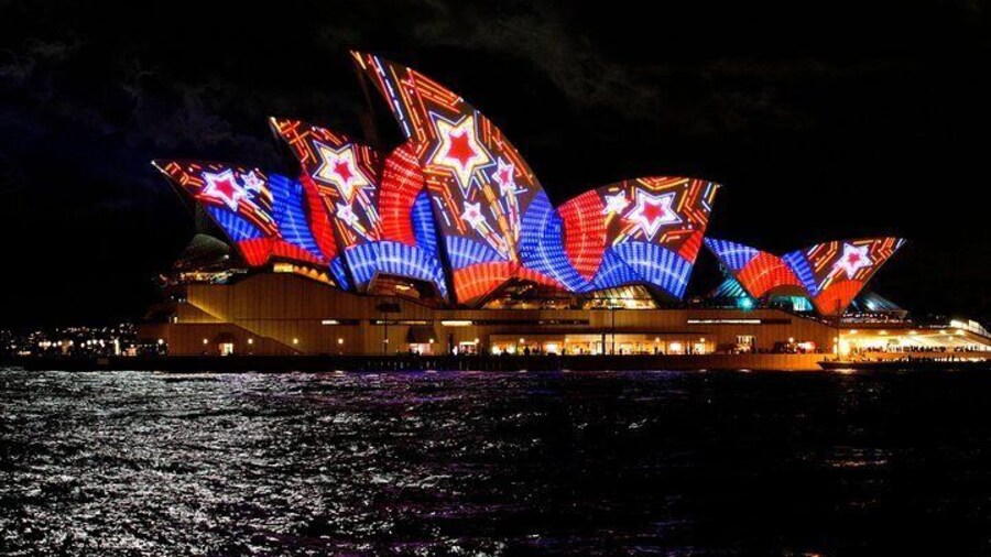 VIVID Sydney: Sydney Harbour Lights Cruise