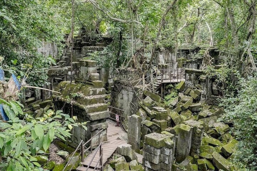 Koh Ker Excursion