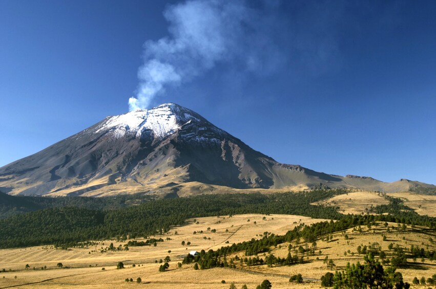 Volcano Mountain Hike Tour