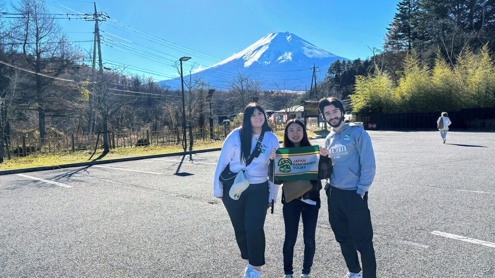 Mt Fuji and Hakone 1-Day Tour Return by Bullet Train