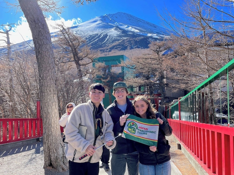 Mt Fuji and Hakone 1-Day Tour Return by Bullet Train