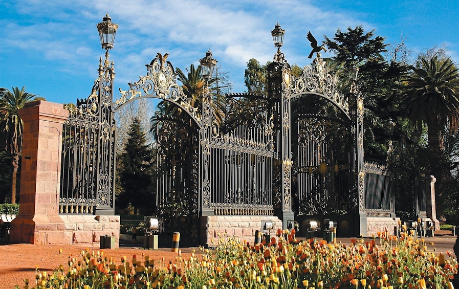 City Tour & General San Martín Park