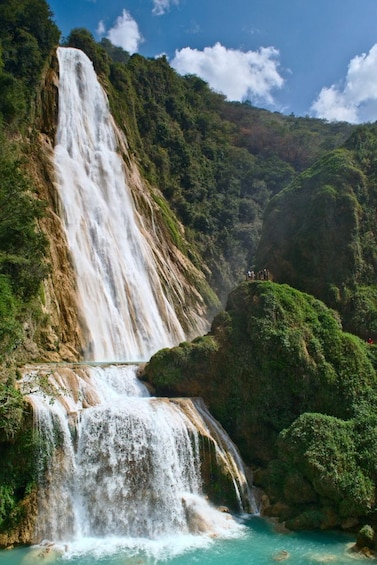 El Chiflon Waterfalls and Montebello Lakes Full Day