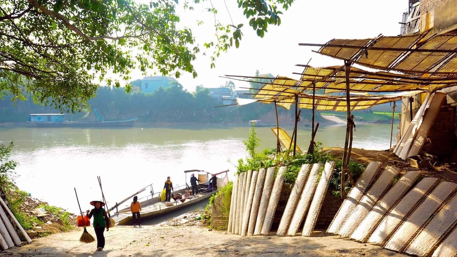 Visit Tho Ha & Dong Ky Traditional Village