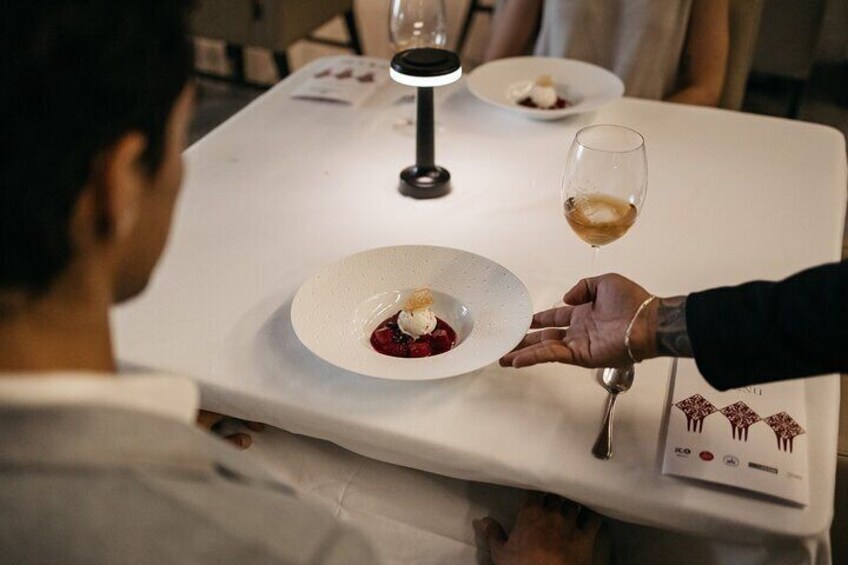 7 course fine dine with local wine pairing at Tres Raices winery