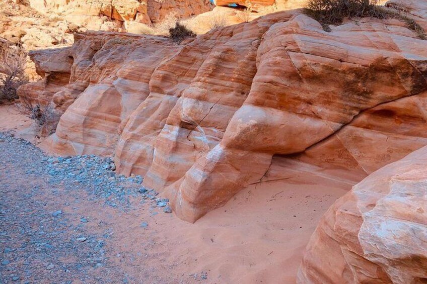 Valley of Fire and Lost City Museum Small Group Tour