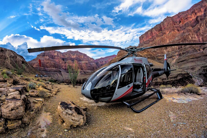 Grand Canyon & Las Vegas Strip Helicopter Tour with Landing