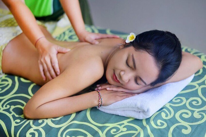 4 Hours Pampering Spa Treatment in Seminyak including Hotel or Airport Transfer