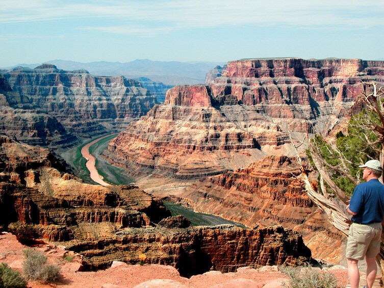Grand Canyon VIP 6-in-1 West Rim Tour & Helicopter Landing