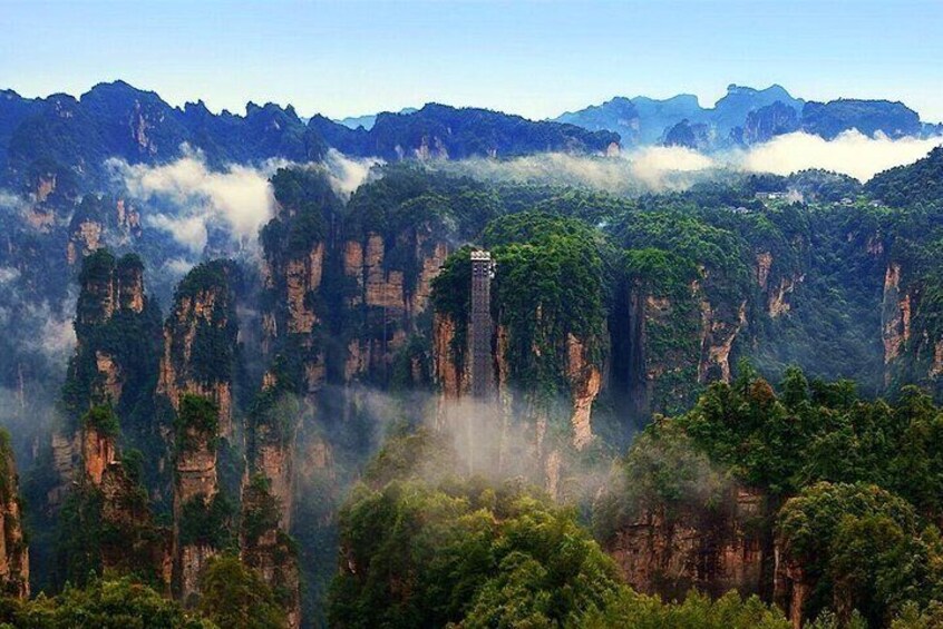 One Day Zhangjiajie Tour to Avatar Mountain and Glass Bridge