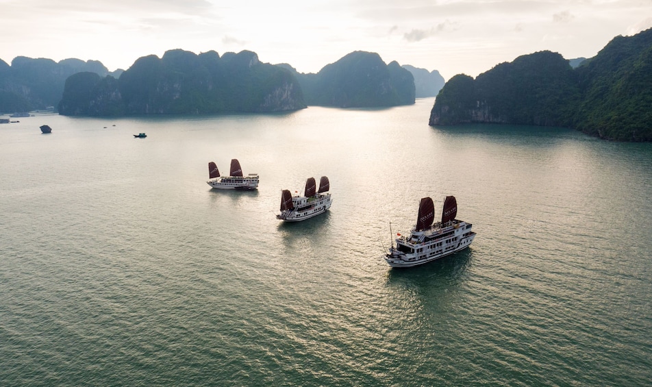 4-DAY HANOI - HALONG BAY – LAN HA BAY ON STELLA CRUISE