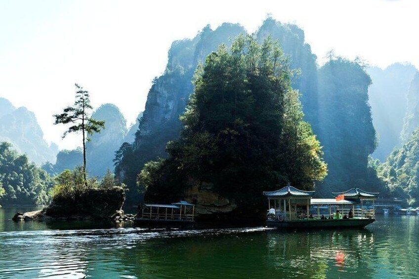 Boat Ride in Baofeng Lake